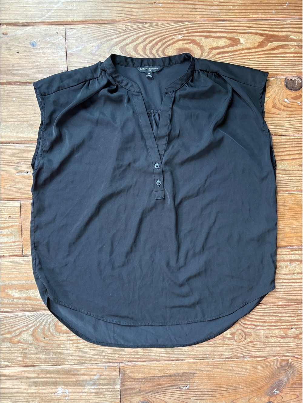 Banana Republic Black Dolman Sleeve Split Neck Blouse Size Medium